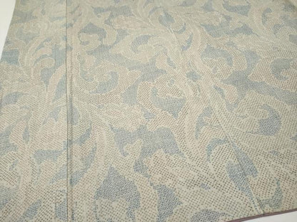 平和屋着物●極上 本場結城紬 重要無形文化財 80亀甲 花唐草文 亜麻色地 逸品 CYAA2749s5