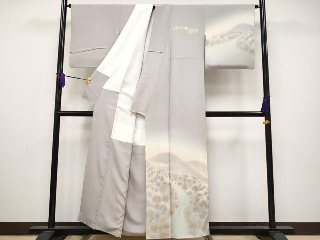 平和屋着物■極上　金彩友禅　卓越技能者・名工・和田光正　訪問着　遠山樹林文　暈し染め　金銀彩　灰桜色地　反端付き　逸品　CYAA2839s5