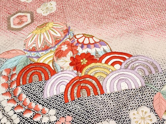 平和屋着物∵極上 女の子 十三参り 子供 祝着 駒刺繍 絞り 吉祥鞠花文 暈し染め 金彩 やまと誂製 逸品 CYAA2842s5
