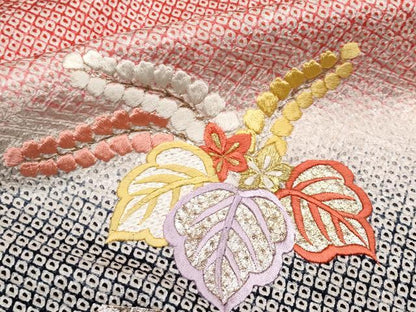 平和屋着物∵極上 女の子 十三参り 子供 祝着 駒刺繍 絞り 吉祥鞠花文 暈し染め 金彩 やまと誂製 逸品 CYAA2842s5