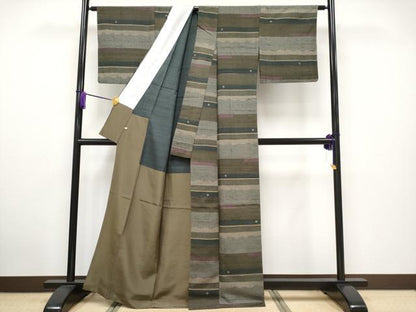 平和屋本店■極上　Maru　Factory　丸山正　紬　胴抜き仕立て　横段文　逸品　CYAA2871s5