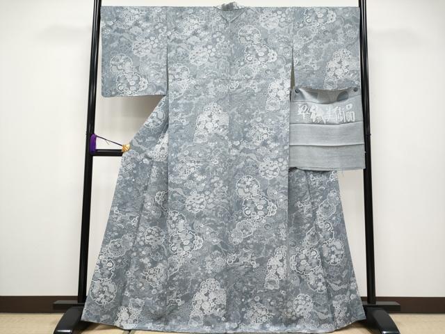 平和屋着物■極上　山岡古都・古都染人　染織美術品　薬墨染　天目織　お召　雪輪重ね草花文　湊鼠色　反端付き　逸品　未使用　CYAA2901s5