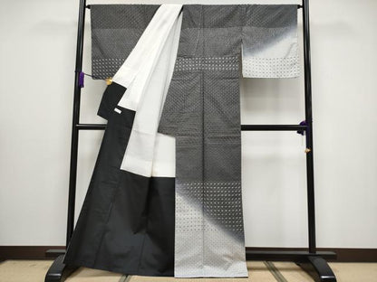 平和屋本店■極上　訪問着　本場染大島紬　総刺繍　刺し子　吉祥文　暈し染め　黒地　逸品　未使用　CYAA3007s5