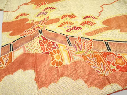 平和屋着物■極上　七五三　女の子　7歳　祝着　総絞り　飛鶴雲取り草花文　金彩　刈安色地　逸品　CYAA3309s5
