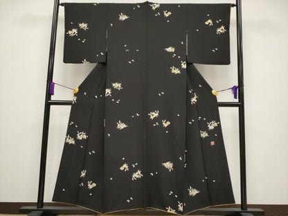 平和屋着物■極上　ファッションデザイナー 花井幸子　小紋　跳兎　黒地　逸品　CYAA3448s5