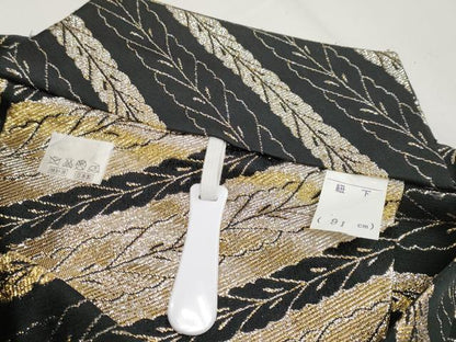 平和屋本店■極上　男性　色無地　紋付き羽織・行灯袴セット　キングサイズ　舞台衣装　黒地　羽織：バラ　洗える着物　CYAA3479s5