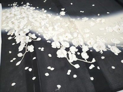 平和屋本店■最高級　夏物　訪問着　絽　総手刺繍　胡蝶蘭　枝垂れ桜　暈し染め　黒地　金銀彩　反端付き　逸品　未使用　CYAA3507s5