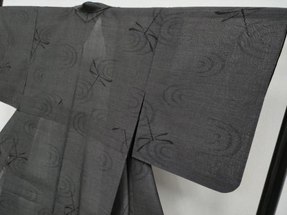 平和屋着物■極上　夏物　本場大島紬　夏大島　9マルキ　トンボ　黒地　逸品　CYAA3843s5