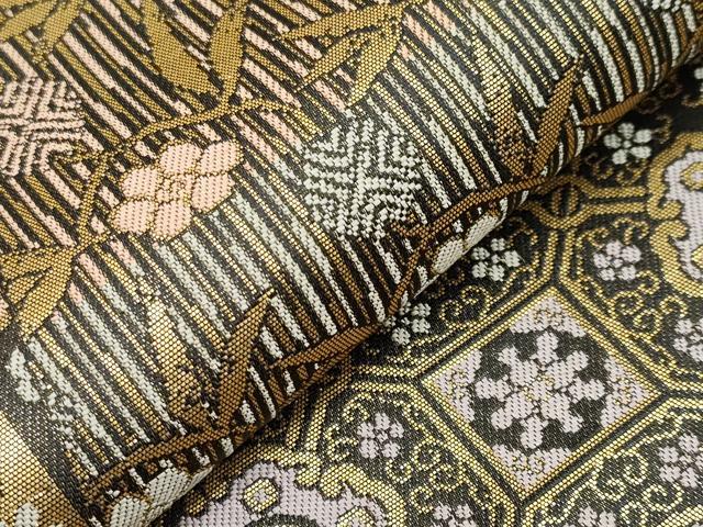 【極美品】西陣著名機元「箔屋清兵衛」草木染 黒色 経糸3600織「蔓唐草文様」 楽天市場】箔屋清兵衛の通販