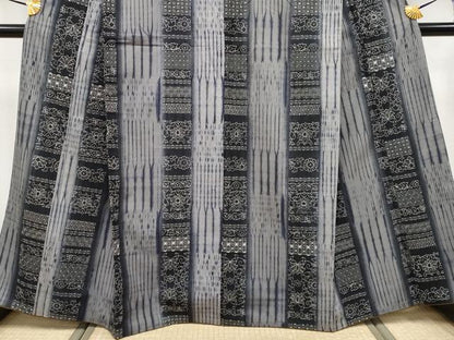 平和屋本店●極上　紬　刺繍　刺し子　杢目絞り　花唐草間道　逸品　CYAA4010s6