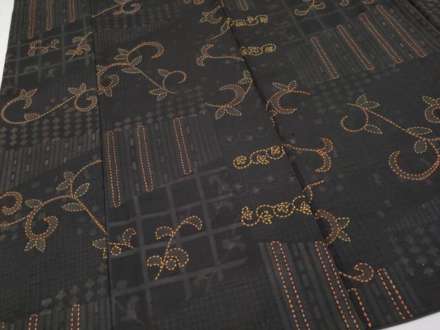 平和屋着物●極上　紬　創作工芸　総刺繍　総刺し子　唐草文　黒地　反端付き　逸品　CYAA4017s6
