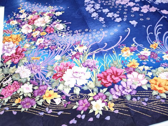 平和屋着物●極上　振袖　駒刺繍　短冊草花文　暈し染め　銀通し地　逸品　CZAA5136s6 平和屋着物□豪華振袖 駒刺繍 絞り 御所車草花文 暈し染め 金銀彩