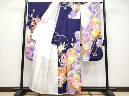 平和屋着物●極上　振袖　刺繍　花蝶文　暈し染め　銀通し地　逸品　CYAA4044s6