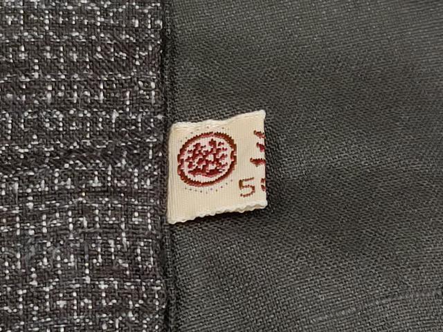 平和屋本店●希少　男性　本場結城紬　重要無形文化財　160亀甲　総詰め　黒地　三越扱い　逸品　CYAA4046s6