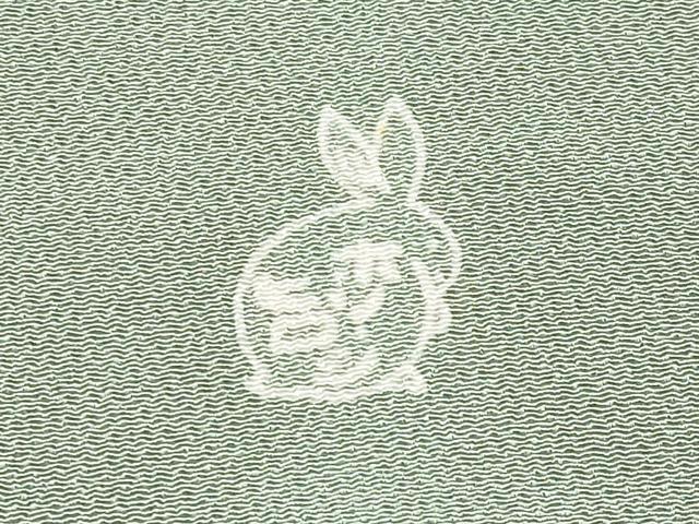 平和屋着物●極上　人形作家・ホリヒロシ　小紋　かるた　岩井茶色　反端付き　逸品　未使用　CYAA4050s6