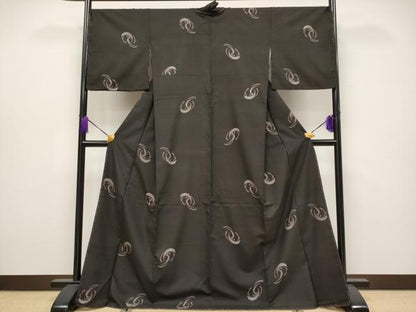 平和屋着物●極上　本場大島紬　9マルキ　地空き　舞花文　逸品　未使用　CYAA4071s6