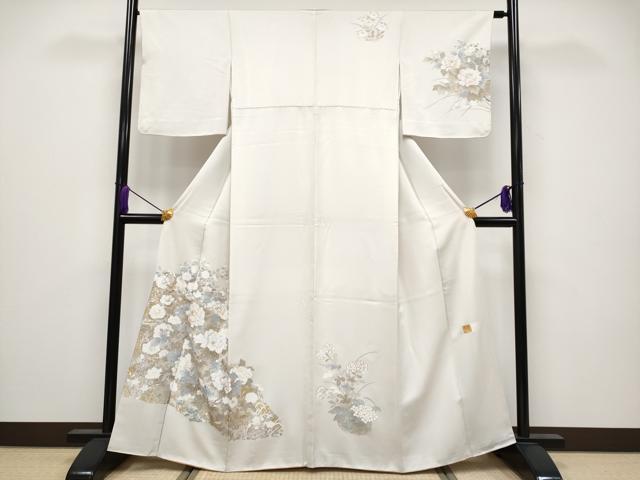 平和屋着物●極上　金彩友禅作家　金彩の魔術師　堀省平　金煌織　訪問着　草花文　灰白色地　金銀彩　逸品　CYAA4099s6