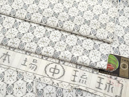 平和屋本店●極上　本場琉球絣　紬　白地　証紙付き　逸品　未使用　CYAA5089s6