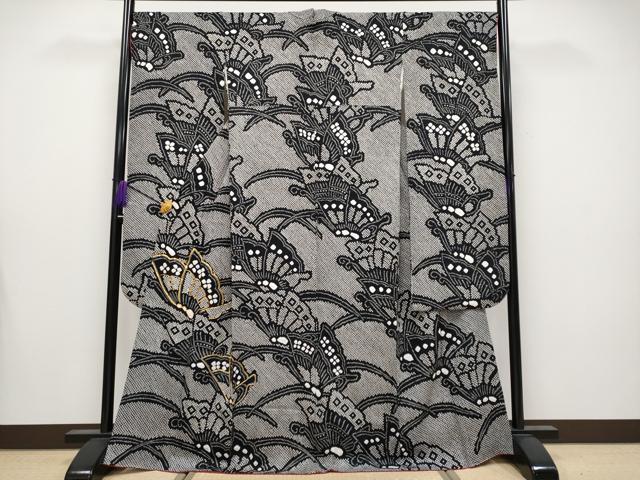 平和屋着物●極上　振袖　駒刺繍　絞り　舞蝶文　黒地　逸品　CYAA4106s6