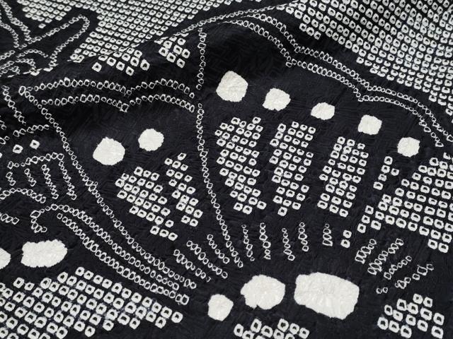 平和屋着物●極上　振袖　駒刺繍　絞り　舞蝶文　黒地　逸品　CYAA4106s6