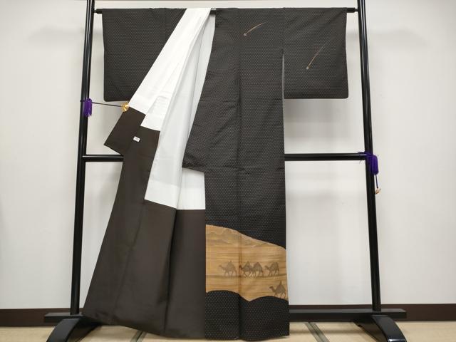 平和屋着物●極上　本場大島紬　訪問着　シルクロード　ラクダ　黒地　金彩　前田織物謹製　証紙付き　逸品　CYAA4116s6