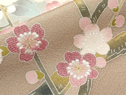 平和屋着物●極上　中国三大刺繍　スワトウ刺繍　訪問着　作家物　枝花文　薄香色地　暈し染め　金糸　反端付き　逸品　CYAA4120s6