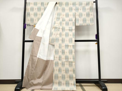 平和屋着物●極上　紬　格子柄　薄香色地　逸品　CYAA4133s6