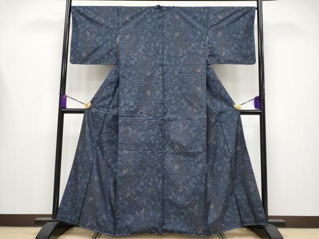 平和屋着物●極上　本場大島紬　唐草舞蝶文　逸品　未使用　CYAA4209s6