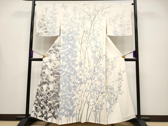 平和屋本店●極上　田中勇吉の弟子　日本工芸会正会員　吉田喜八郎　訪問着　裏菊枝梅文　練色地　逸品　CYAA4228s6