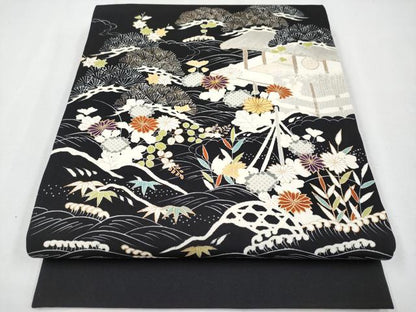 平和屋本店●極上　塩瀬　九寸開き名古屋帯　駒刺繍　御所解文　黒地　金彩　逸品　CYAA4257s6