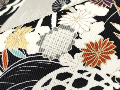 平和屋本店●極上　塩瀬　九寸開き名古屋帯　駒刺繍　御所解文　黒地　金彩　逸品　CYAA4257s6