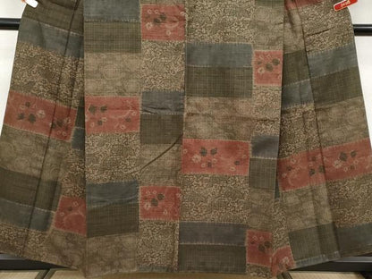 平和屋着物●極上　伝統工芸士　七代目　吉澤与市　紬　絞り　型染め　花唐草文　証紙付き　逸品　CYAA4285s6