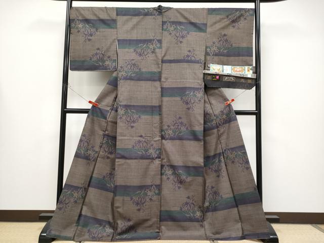 平和屋着物●極上　本場大島紬　9マルキ　泥染め　横段草花文　叶孝則作　証紙付き　逸品　CYAA4328s6