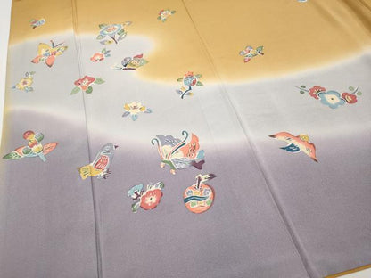 平和屋着物●極上　訪問着　作家物　型染め　成り物　花鳥蝶文　暈し染め　狐色地　逸品　CYAA4348s6