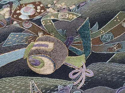 平和屋本店●極上　中国三大刺繍　スワトウ相良刺繍　総刺繍　小紋　動物吉祥文　濃紺地　金糸　反端付き　逸品　CYAA4357s6