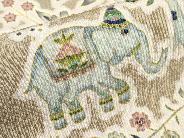 平和屋着物●極上　岡重謹製　OKAJIMA　九寸名古屋帯　象　枝花文　金彩　鬼しぼ縮緬　空五倍子色地　逸品　未使用　CYAA4411s6