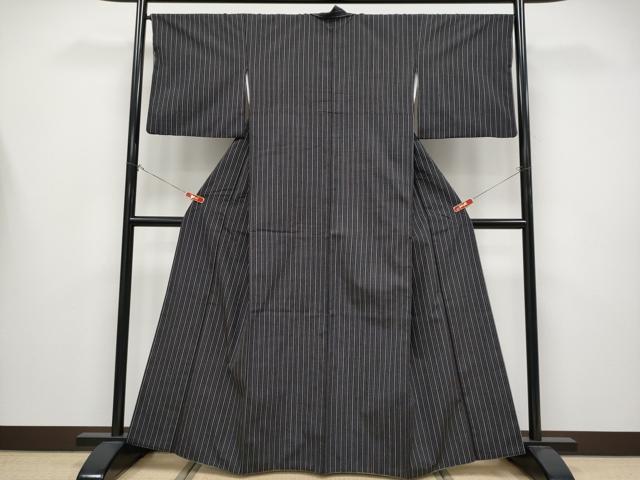 平和屋着物●極上　結城紬　縞　黒地　証紙付き　逸品　CYAA4444s6