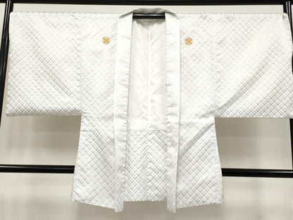 平和屋着物●極上　男性　紋付き・羽織・ファーセット　舞台衣装　白地　洗える着物　逸品　CYAA4447s6
