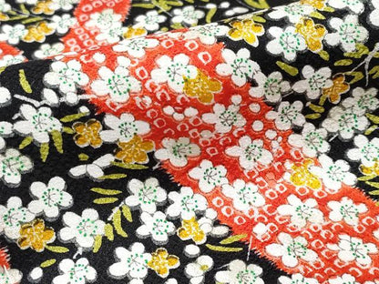 平和屋着物∵極上　女の子　十三参り　子供　祝着　枝花文　黒地　逸品　未使用　CYAA4464s6