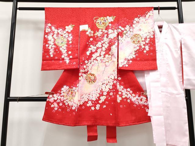 平和屋着物[]極上　七五三　女の子　3歳　祝着・長襦袢セット　鞠花文　金彩　逸品　未使用　CYAA4469s6