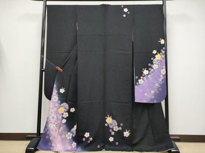 平和屋着物●極上　振袖　雪輪舞桜文　暈し染め　黒地　金彩　やまと誂製　逸品　CYAA4472s6