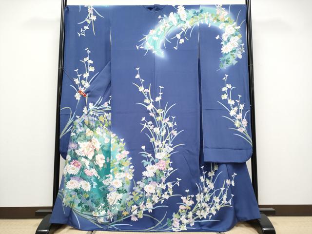 平和屋着物●極上　振袖　友禅　作家物　草花文　暈し染め　紺藍色地　逸品　CYAA4494s6