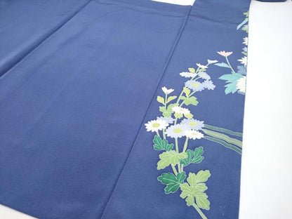 平和屋着物●極上　振袖　友禅　作家物　草花文　暈し染め　紺藍色地　逸品　CYAA4494s6