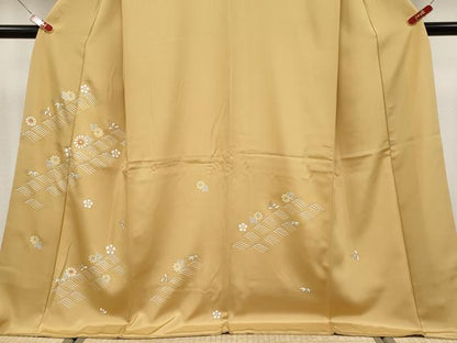 平和屋本店●極上　創業460年・千總　訪問着　駒刺繍　舞花文　金彩　黄橡色地　三越扱い　逸品　CYAA4495s6