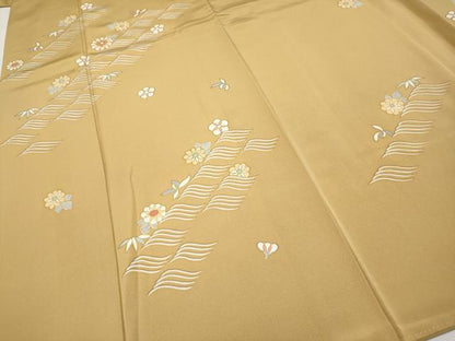 平和屋本店●極上　創業460年・千總　訪問着　駒刺繍　舞花文　金彩　黄橡色地　三越扱い　逸品　CYAA4495s6