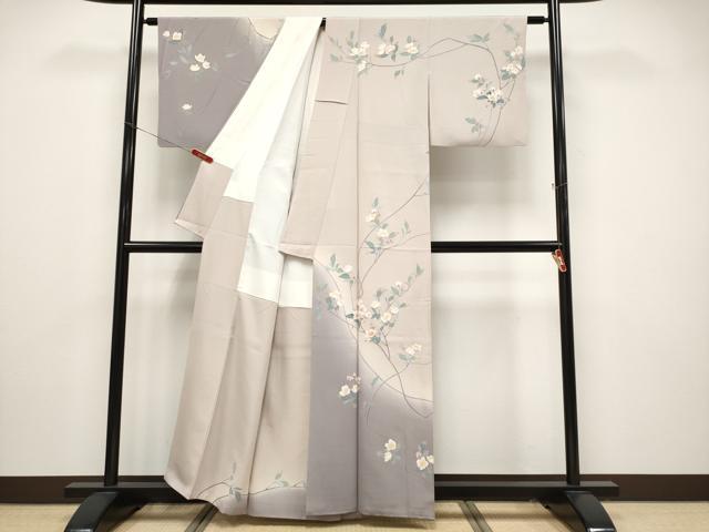 平和屋着物●極上　訪問着　友禅　作家物　枝花文　暈し染め　灰桜色地　逸品　CYAA4503s6