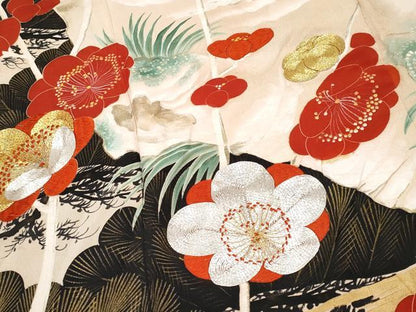 平和屋本店●極上　アンティーク　大正ロマン　振袖　駒刺繍　霞梅松文　黒地　金彩　逸品　CYAA4523s6