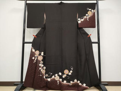 平和屋着物●極上　訪問着　刺繍　貝紫　駒刺繍　正倉院蔦の葉文　金彩　憲法国茶色地　さが美扱い　逸品　CYAA4557s6