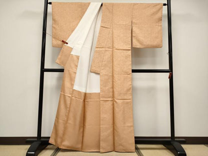 平和屋着物●極上　紋屋井関　御寮織　お召　色無地　桐竹鳳凰文　深支子色地　逸品　CYAA4654s6