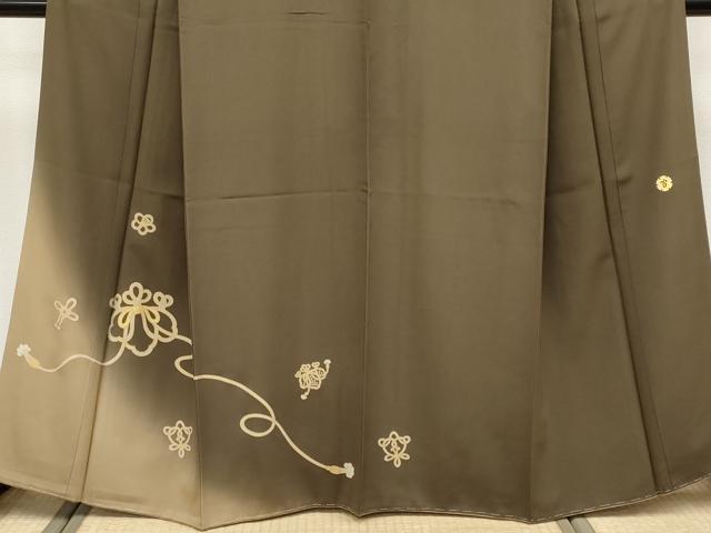 平和屋着物●極上　ジャパンオートクチュール　渡辺雪三郎　訪問着　結び紐草花文　暈し染め　金彩　涅色地　逸品　CYAA4664s6